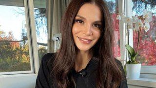 Hepsi grubu üyesi Cemre Kemer bikinili paylaşımıyla olay oldu! Fit vücuduyla dikkat çekti