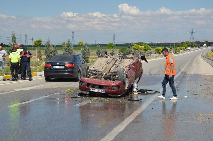 Karaman'da iki otomobilin çarpışması sonucu 4 kişi yaralandı G4