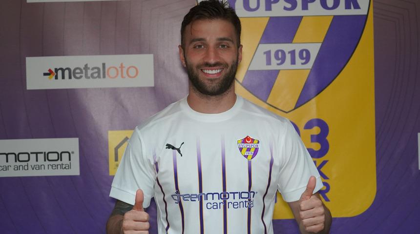Galatasaray'dan Alpaslan Öztürk, Eyüpspor'a transfer oldu