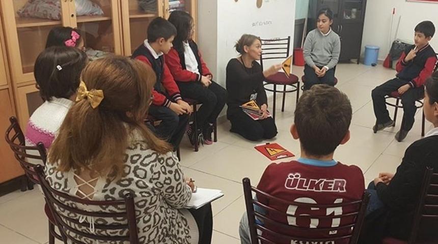 'Sustuğumuzda &ccedil;ocukların hak ihl&acirc;lleri durmayacak'