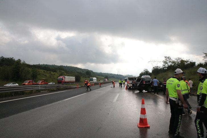 Anadolu Otoyolu'nda zincirleme trafik kazasında 10 kişi yaralandı G2