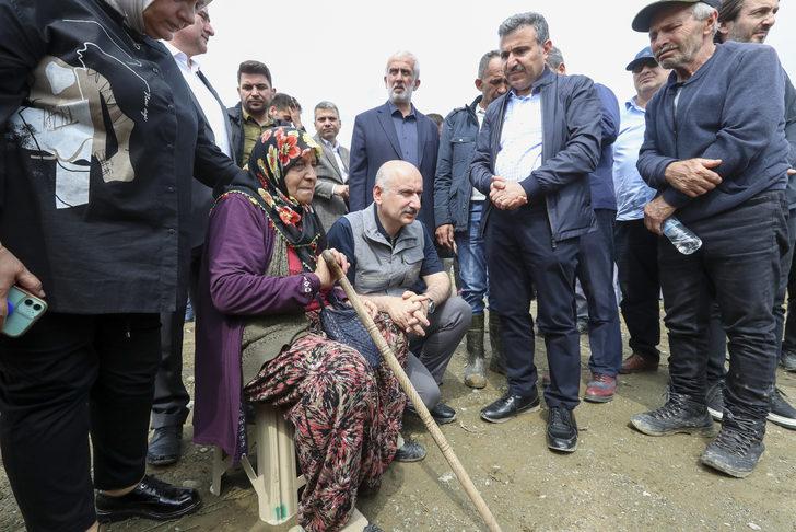 Bakan Karaismailoğlu selden etkilenen Düzce'de incelemelerde bulundu G5