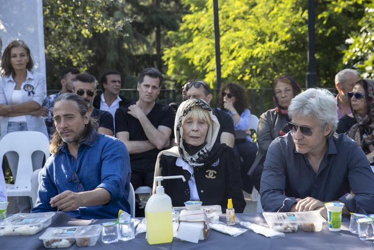 Cüneyt Arkın'ın taziye kabulü Beşiktaş'ta yapıldı G1