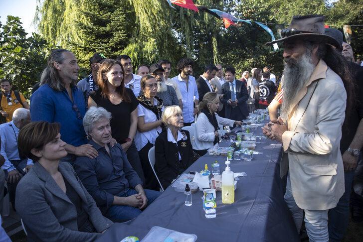 Cüneyt Arkın'ın taziye kabulü Beşiktaş'ta yapıldı G5