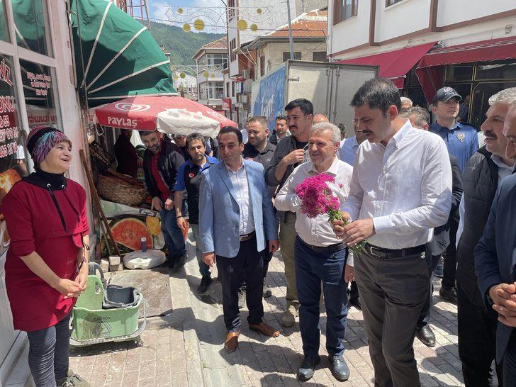 Bakan Kurum, Kastamonu'da selden etkilenen bölgelerde incelemede bulundu G3