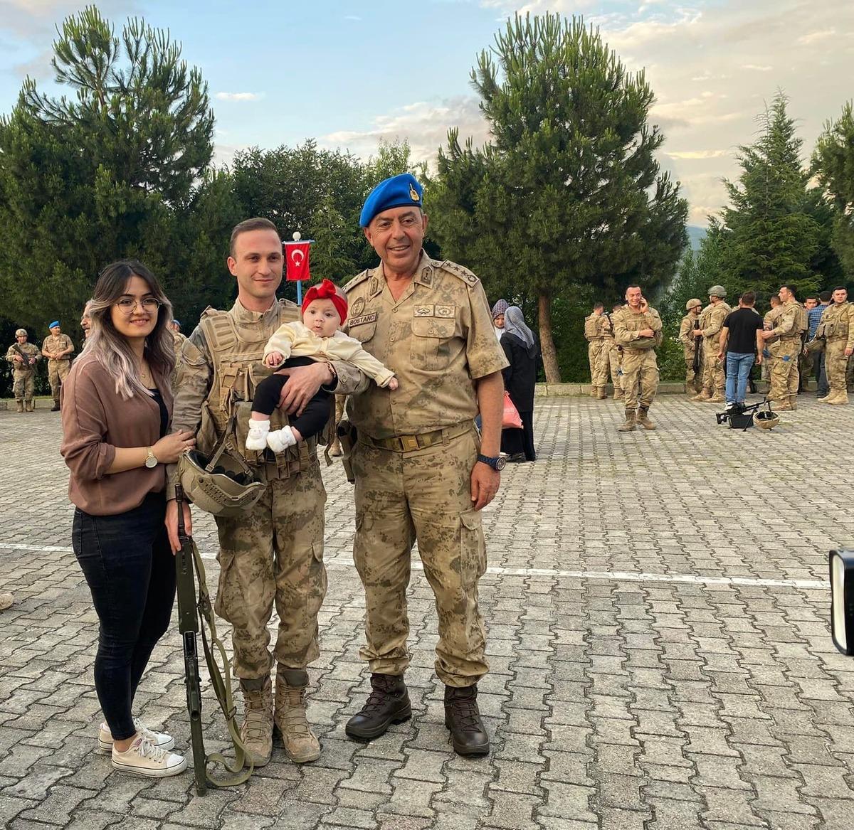 "Kurtlar" Taburu'ndaki komandolar Suriye'den d&ouml;nd&uuml;