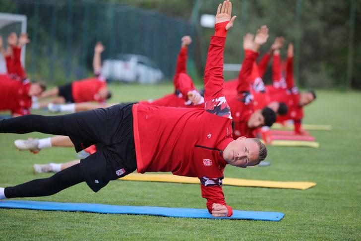 Sivasspor, yeni sezon hazırlıklarına devam etti G4