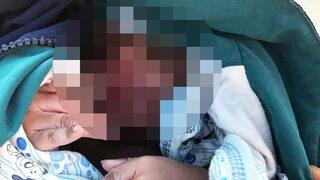 Ege açıklarında botta doğum yaptı!