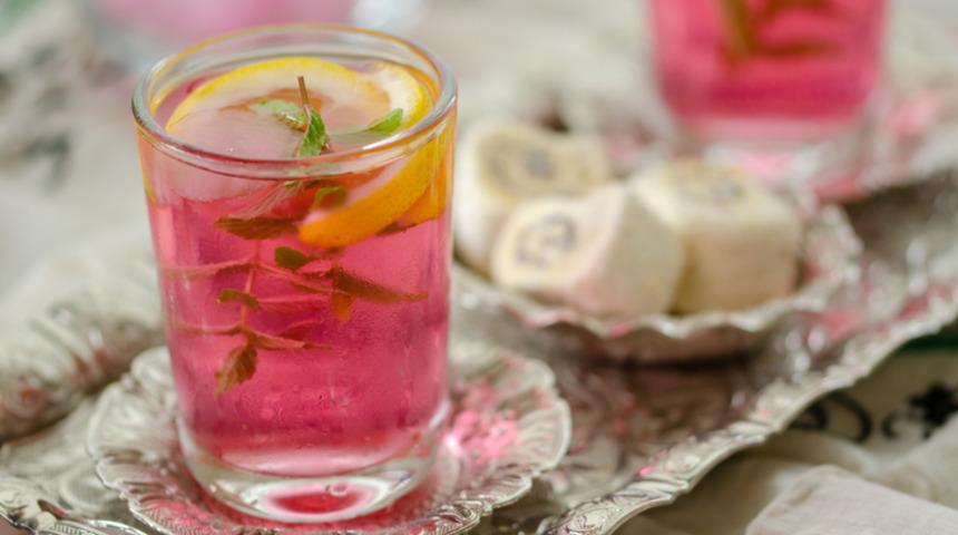 Hem sağlıklı hem lezzetli reyhan şerbeti tarifi! Püf noktalarıyla reyhan şerbeti nasıl yapılır? İşte malzeme listesi