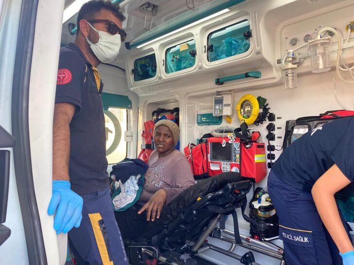 Yunanistan unsurlarınca Türk kara sularına geri itilen 28 düzensiz göçmen kurtarıldı G3