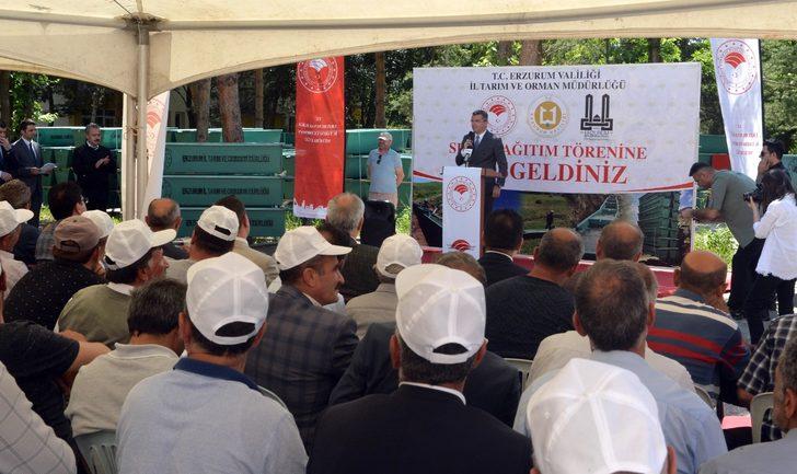 Erzurum'da çiftçilere 3 bin 800 içme suyu teknesi desteği G2
