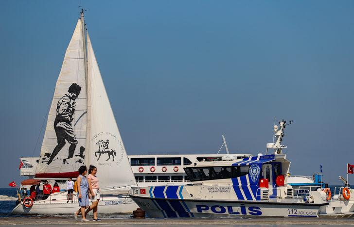 İzmir'de Denizcilik ve Kabotaj Bayramı kutlandı G3