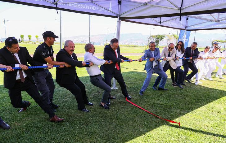 İzmir'de Denizcilik ve Kabotaj Bayramı kutlandı G4