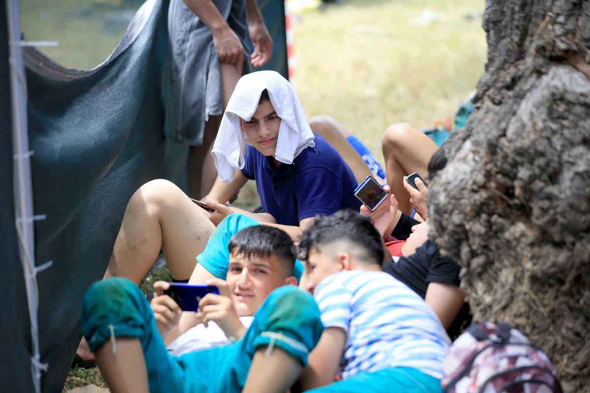 Y&uuml;ksek hava sıcaklığı Kırkpınar'daki pehlivanları olumsuz etkiliyor