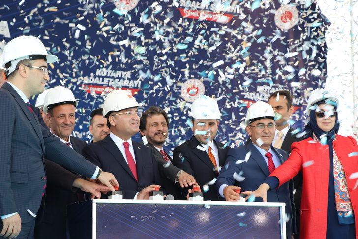 Adalet Bakanı Bozdağ'dan İsveç ve Finlandiya'daki teröristlere ilişkin açıklama: G4