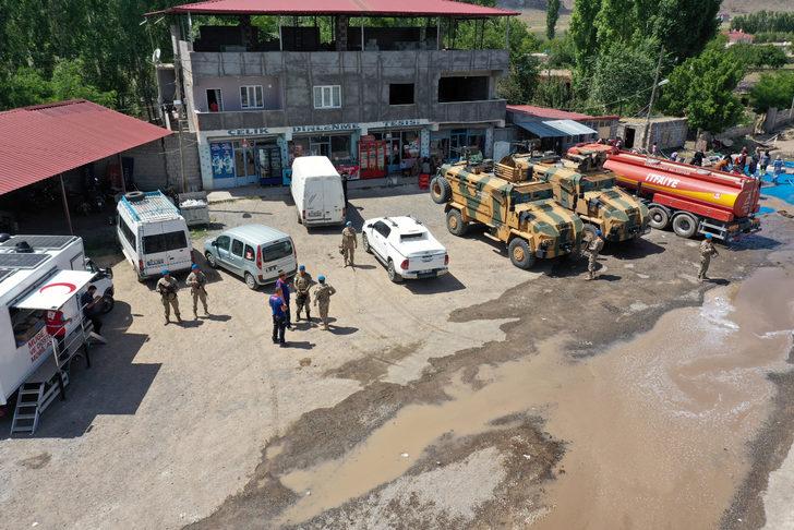 Ağrı'da selden zarar gören köyde yaralar sarılıyor G5