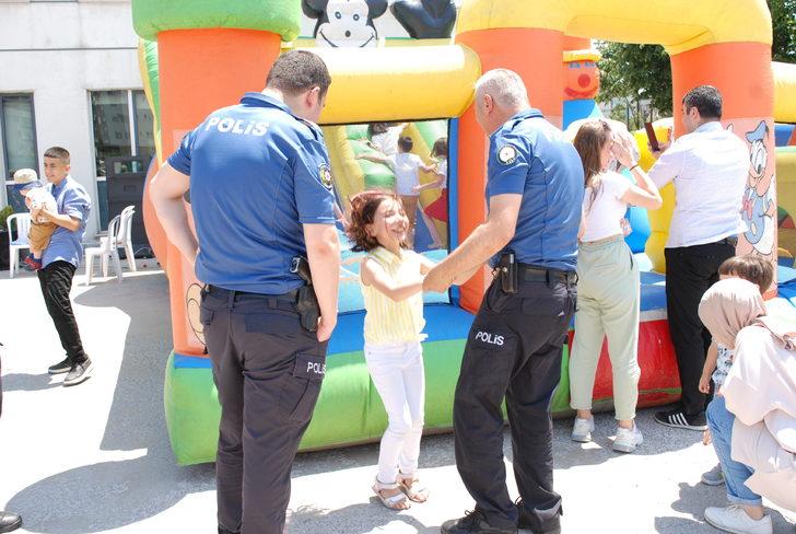 Sultanbeyli İlçe Emniyet Müdürlüğü şehit aileleri için etkinlik düzenledi G1