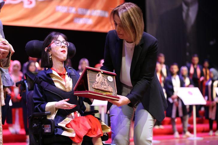 Nevşehir Hacı Bektaş Veli Üniversitesinde mezuniyet töreni düzenlendi G5