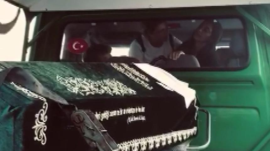 Oğlu çatışmada öldürülen anneden uyuşturucu iddiası: Nişanı olacaktı kefen giydirdiler