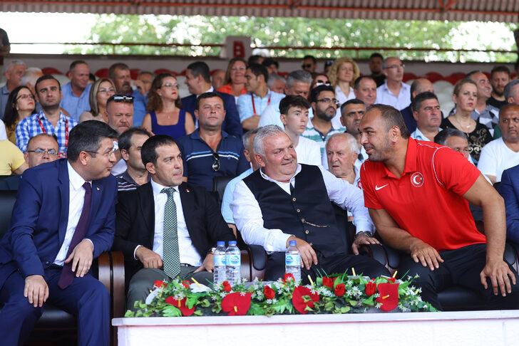 Kırkpınar için geldiği Edirne'de kalp krizi geçiren güreş antrenörü yaşamını yitirdi G2