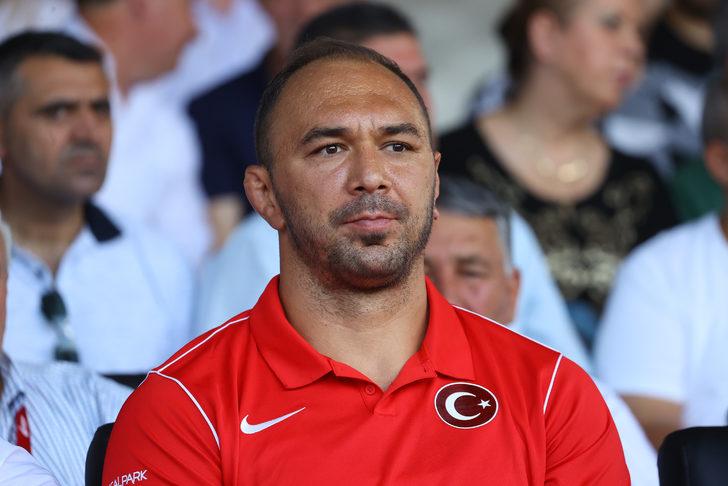 Kırkpınar için geldiği Edirne'de kalp krizi geçiren güreş antrenörü yaşamını yitirdi G3