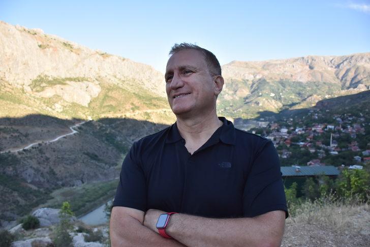 Rüzgar engeline rağmen yarasa atlayışı yapan Avusturalyalı sporcular nefesleri kesti G3