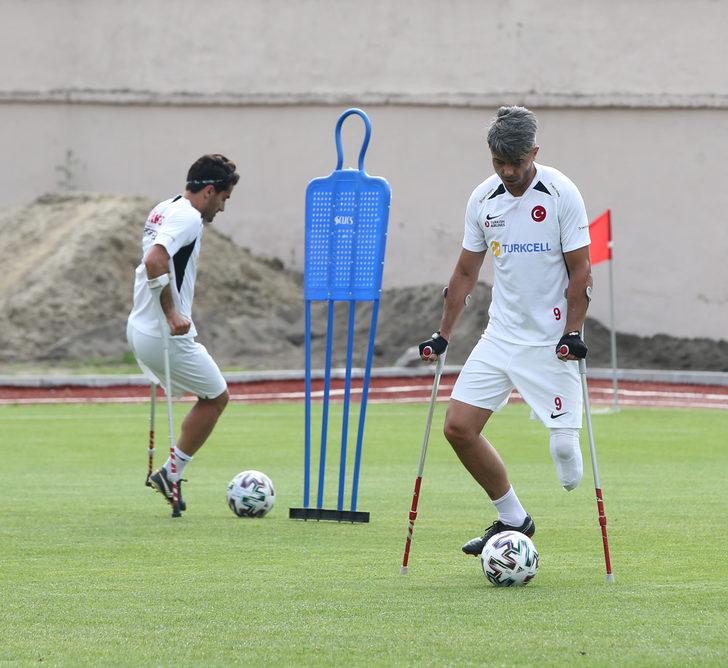 Ampute Milli Futbol Takımı'nın Giresun kampı başladı G5