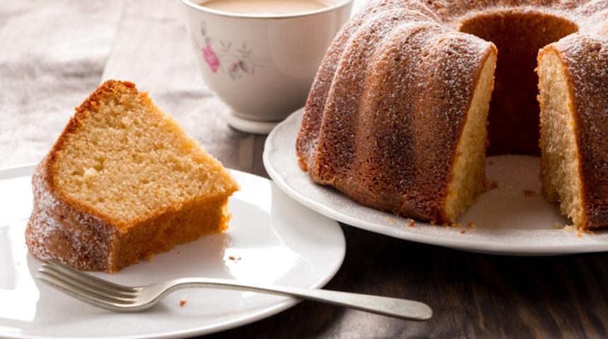 Yoğurtlu kek nasıl yapılır? Yoğurtlu kek malzemeleri neler?