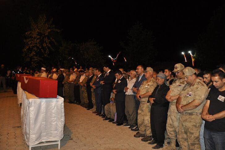 Pençe-Kilit Operasyonu bölgesinde şehit olan güvenlik korucuları son yolculuklarına uğurlandı G4