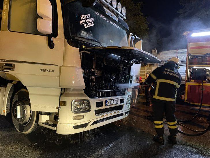 Kocaeli'de kiremit yüklü kamyonda çıkan yangın söndürüldü G1