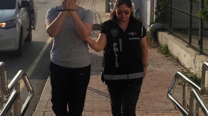 Temizlikçi kız kabusu yaşadı! Üzerine şirket kurup 150 bin lira kredi çektirdiler... Akılalmaz ifade: Genç kıza acıdık