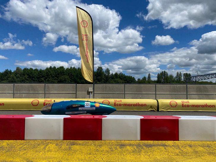 ESTÜ öğrencilerin aracı "Midas", Fransa'daki yarışta Avrupa üçüncüsü oldu G1