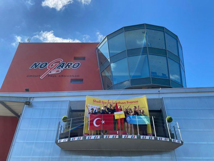 ESTÜ öğrencilerin aracı "Midas", Fransa'daki yarışta Avrupa üçüncüsü oldu G3