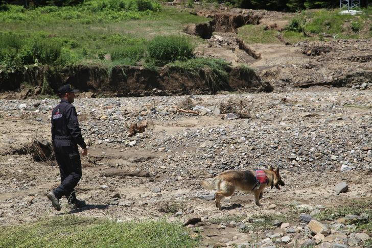 Kastamonu'da sele kapılan genci arama çalışmaları 6'ncı gününde devam ediyor G4