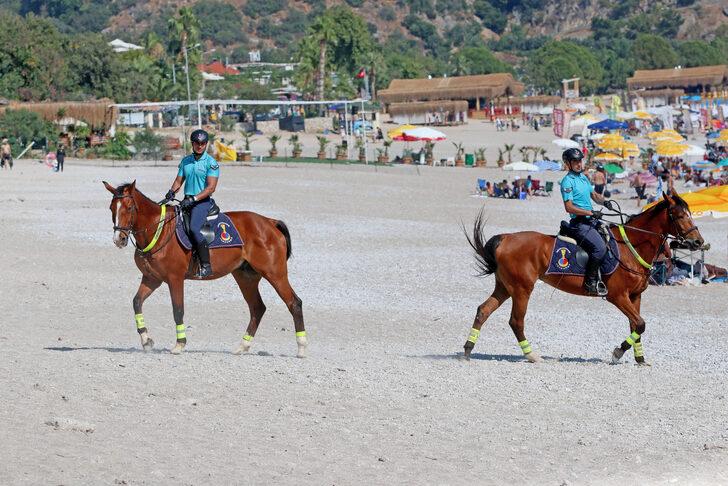 Jandarmanın atlı ekibi Fethiye'de göreve başladı G3