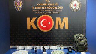 Çankırı'da ehliyet sınavına kopya düzeneği ile girmeye çalışan kişi yakalandı