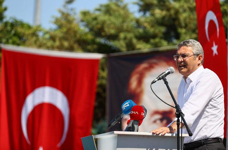 CHP Genel Başkan Yardımcısı Salıcı, İzmir'de üye katılım töreninde konuştu: G2