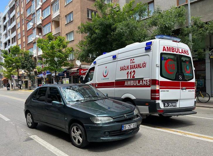 Eskişehir'de otomobilin çarptığı kadın yaralandı
