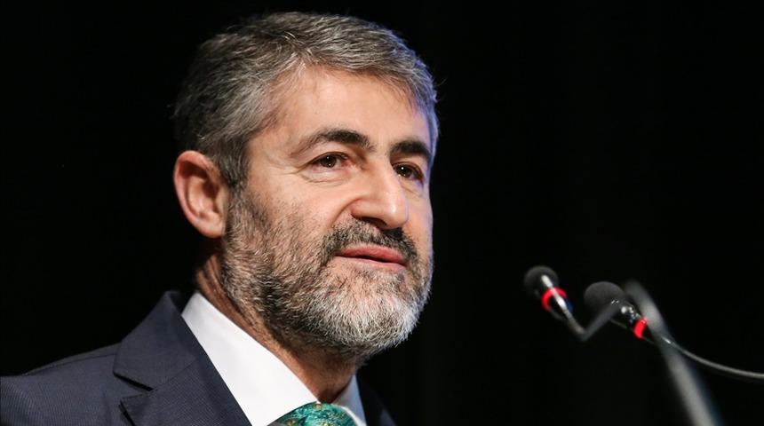İhracat rekoru yüz güldürmüştü! Bakan Nebati'den açıklama geldi