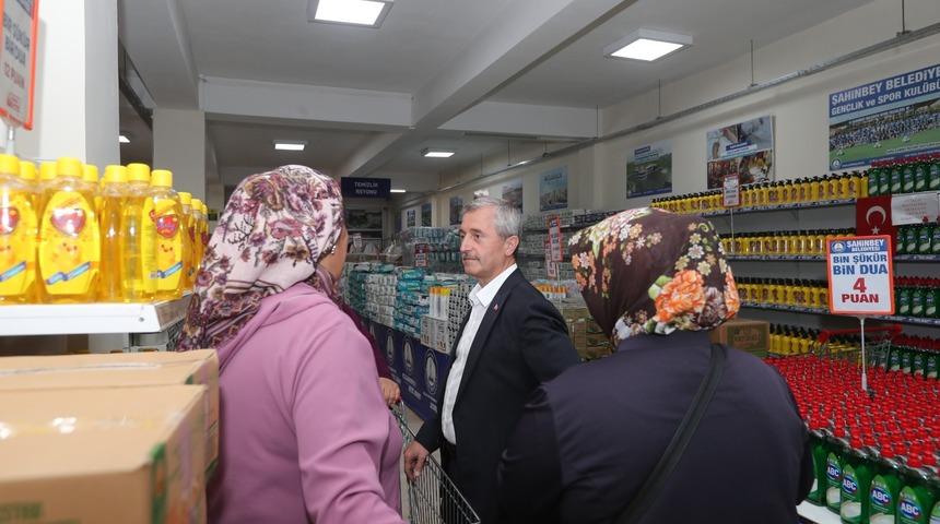 Şahinbey Belediyesinden 40 bin ihtiyaç sahibi aileye 120 milyon lira nakdi destek