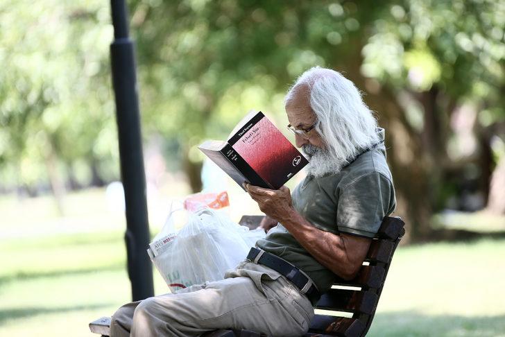 Adana'da sıcak hava bunalttı G4