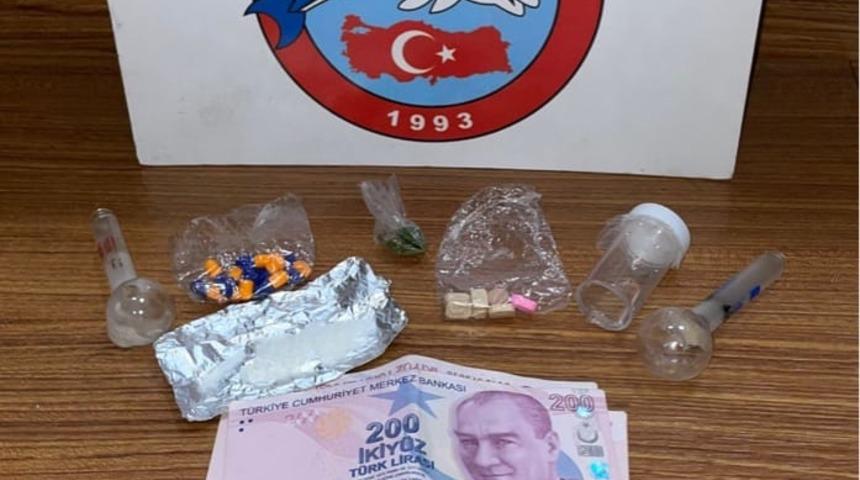 Trabzon'da uyuşturucu operasyonunda 2 kişi gözaltına alındı