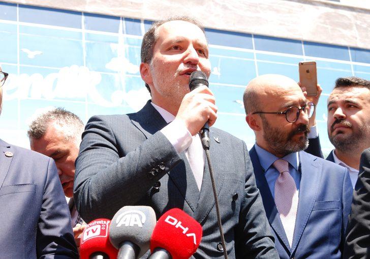 Yeniden Refah Partisi Genel Başkanı Erbakan, Pendik'te vatandaşlarla buluştu: G3