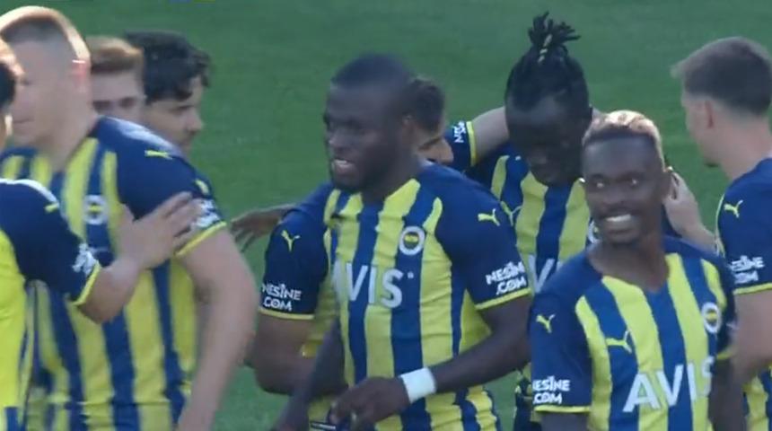 Fenerbahçe'den çok garip gol! Partizan maçının hemen başında ilginç olay...