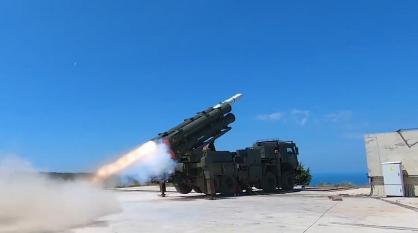 MSB’den millî güdümlü mermi 'ATMACA' paylaşımı! Karadeniz'de test edildi