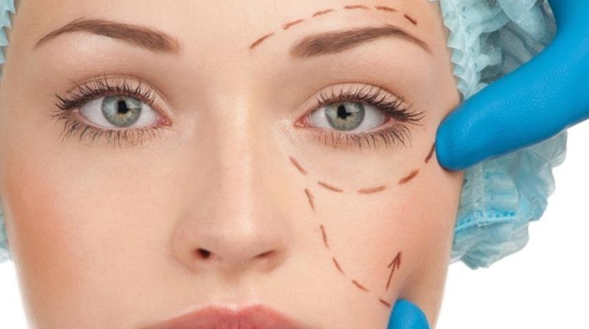 Göz kapağı estetiği hakkında her şey