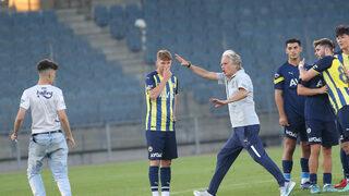 Fenerbahçe - Partizan maçında şoke eden olay! Jorge Jesus taraftarı kovaladı