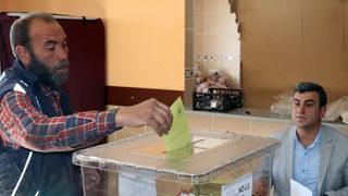 Yeniden belde olan Dodurga'da belediye başkanlığı ve muhtarlık seçiminde oy verme işlemi başladı