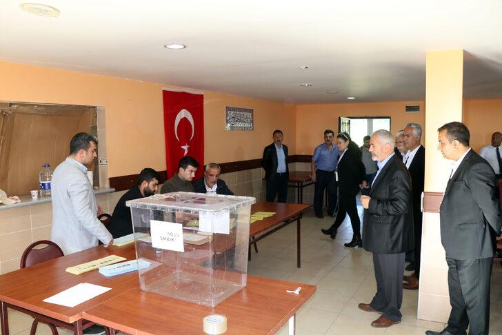 Hakkari'deki tarihi medrese "müze" olarak turizme hizmet ediyor G3