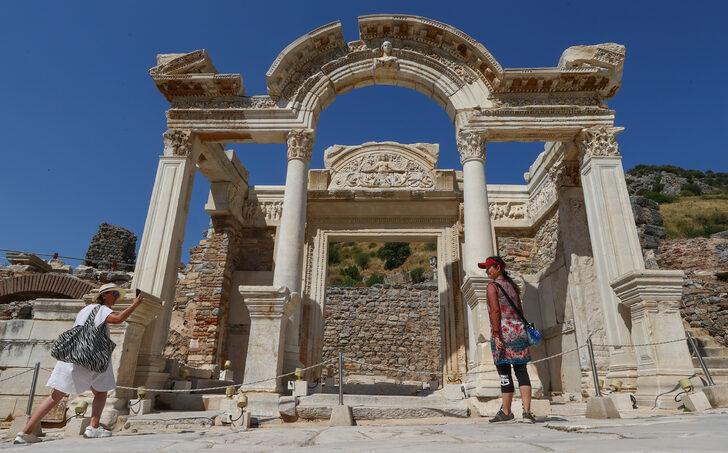 Efes, "Müzekart GNS" ile gençleri ücretsiz ağırlamaya hazırlanıyor G3